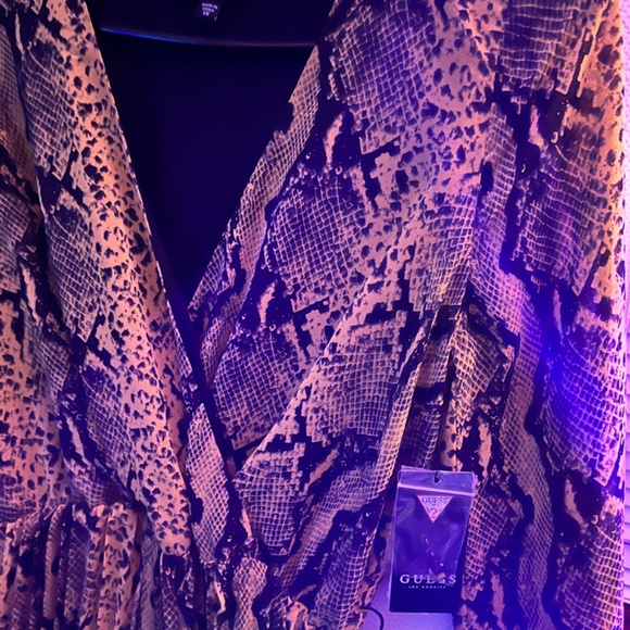 Guess animal print maxi dresses - Picture 2 of 3